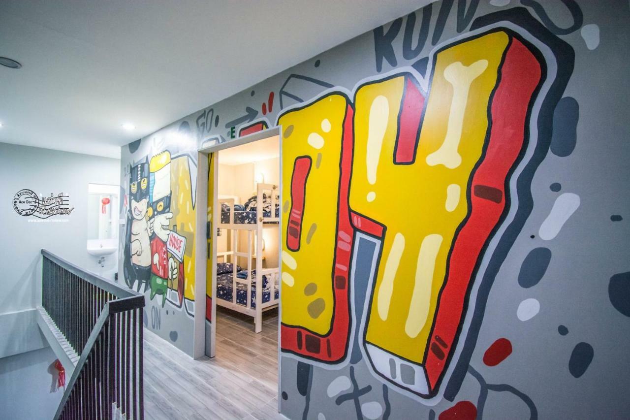 Enjoy House Hostel Τσιάνγκ Μάι Εξωτερικό φωτογραφία